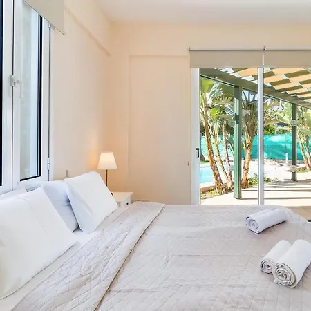 Poseidon Gardens By Ezoria Вілла