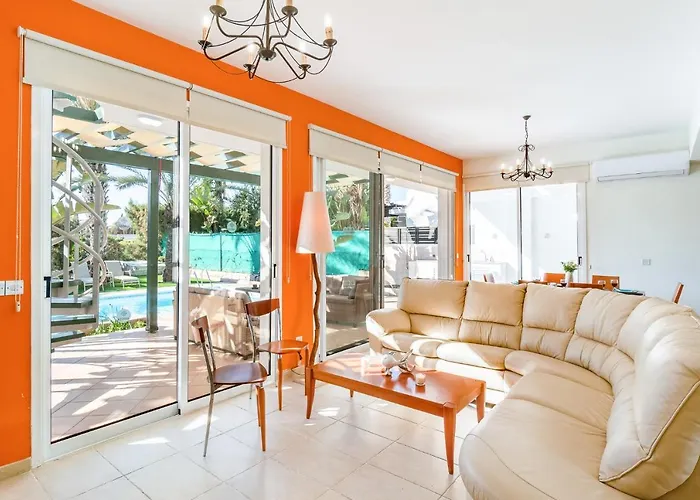 Poseidon Gardens By Ezoria * Ларнака