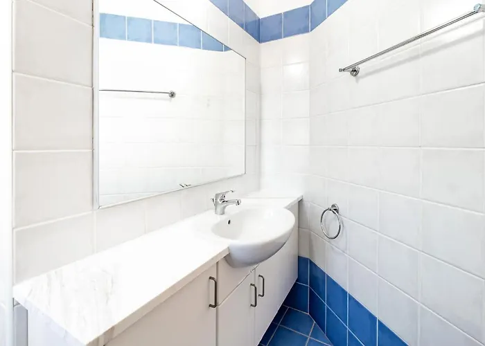 Poseidon Gardens By Ezoria Вілла Ларнака